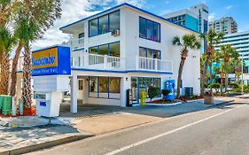 Beachcomber Inn & Suites